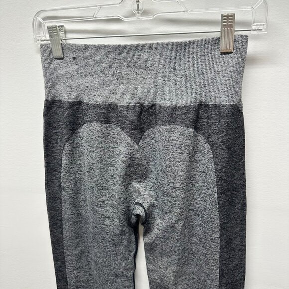 Victoria's Secret PINK High Waisted Seamless Yoga Leggings Gray Black Sz Medium - Picture 6 of 8